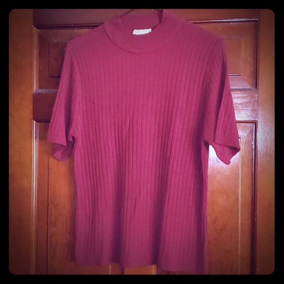 💘3 for $10💘 Short Sleeve Sweater - Picture 1 of 4